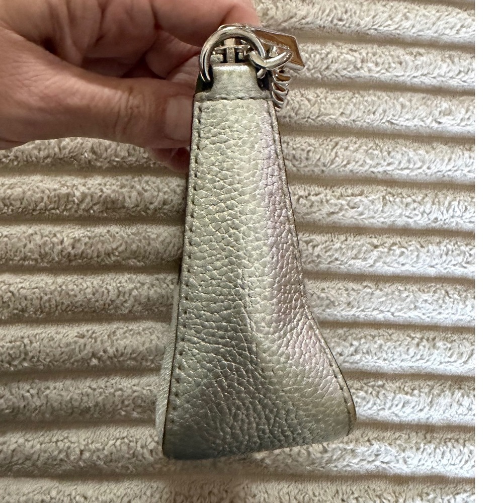 Michael Kors Metallic Silver Pebbled Leather Chain Pochette Bag 32F7MFDW6M - Picture 11 of 13